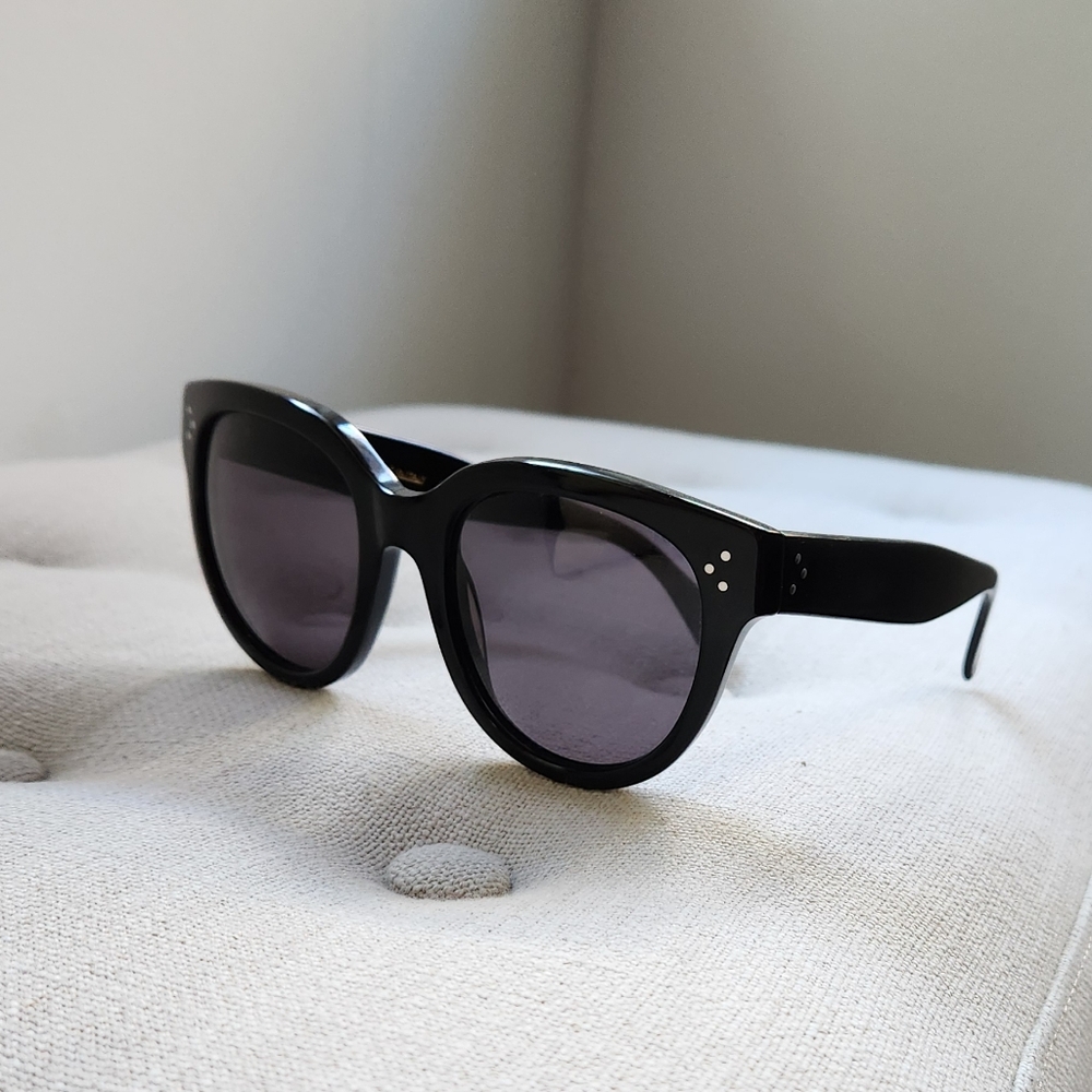 CELINE  Audrey Sunglasses CL 41755 Black Polarized *SCRATCH ON LENS*